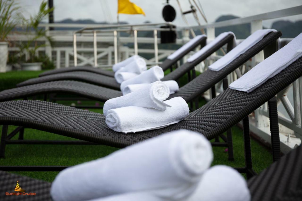Legend Cruise Hotel ฮาลอง ภายนอก รูปภาพ
